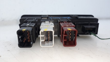 Recambio de mando multifuncion para hyundai ix35 (lm, el, elh) 2009- 1.7 crdi referencia OEM IAM 937002Y3009P 937002Y3009P 