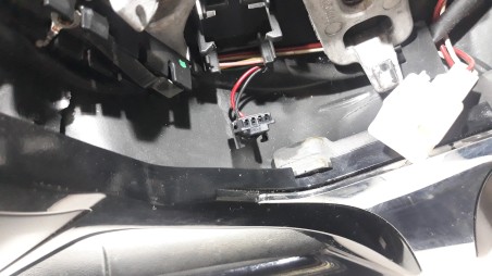 Recambio de volante para renault captur 2013- expression referencia OEM IAM 985105453R 985105453R 