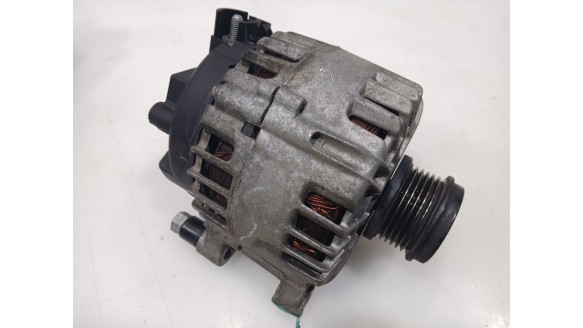 Recambio de alternador para ford focus iii 2010- 1.6 tdci referencia OEM IAM 2260730 AV6N10300GC 