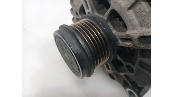 Recambio de alternador para ford focus iii 2010- 1.6 tdci referencia OEM IAM 2260730 AV6N10300GC 