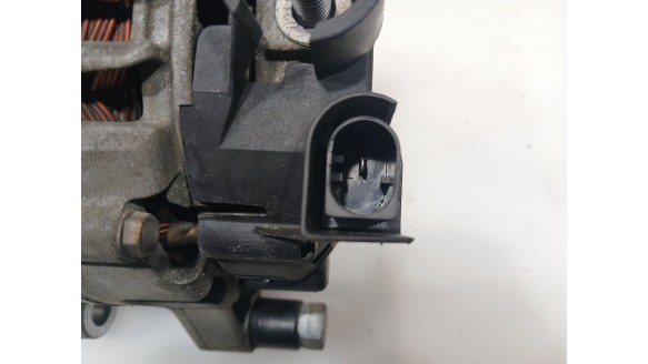 Recambio de alternador para ford focus iii 2010- 1.6 tdci referencia OEM IAM 2260730 AV6N10300GC 