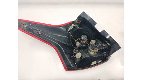 Recambio de piloto trasero derecho para ford focus iii 2010- 1.6 tdci referencia OEM IAM 1825319 BM5113404BL 