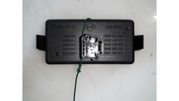 Recambio de warning para renault scenic iii 2009-2016 family edition referencia OEM IAM 8200214895A 8200214895A 