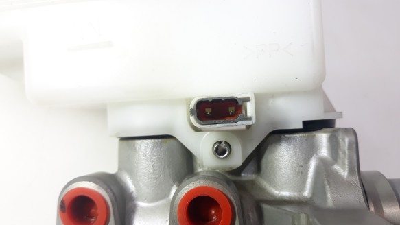 Recambio de bomba freno para nissan leaf 2017- n-connecta referencia OEM IAM 460075SR1C 460075SR1C 460075SR1C