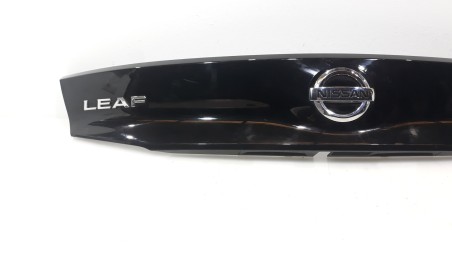 Recambio de molduras traseras para nissan leaf 2017- n-connecta referencia OEM IAM 908105SH0A 908105SH0A 