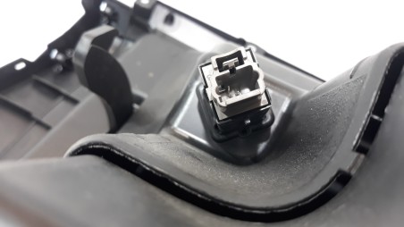 Recambio de guantera para nissan leaf 2017- n-connecta referencia OEM IAM 685203NL1B 685203NL1B 