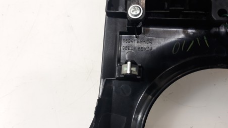 Recambio de embellecedor para nissan leaf 2017- n-connecta referencia OEM IAM 969415SH0A 969415SH0A 