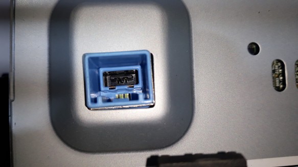 Recambio de pantalla multifuncion para opel meriva b 2010-2017 cosmo referencia OEM IAM 13351355 13351355 