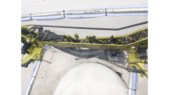 Recambio de panel frontal para ford focus iii 2010- 1.6 tdci referencia OEM IAM 1926039 1926039 