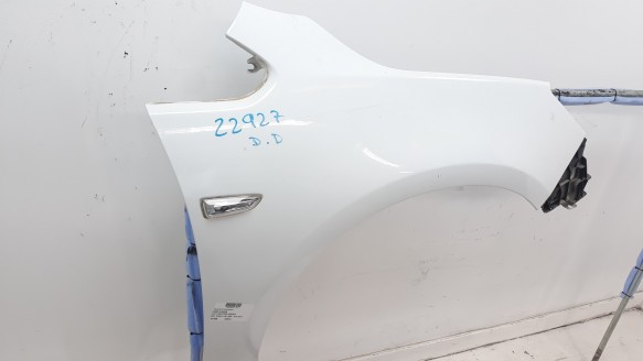 Recambio de aleta delantera derecha para opel astra j lim. 2009-2015 enjoy referencia OEM IAM 13390003 13390003 