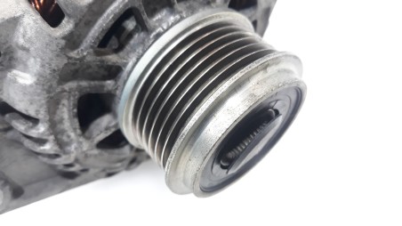 Recambio de alternador para opel astra j lim. 2009-2015 enjoy referencia OEM IAM 13579662 13500186 13500186