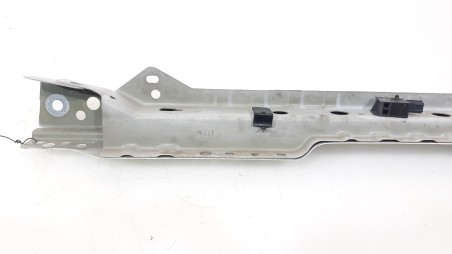 Recambio de travesaño superior para opel astra j lim. 2009-2015 enjoy referencia OEM IAM 13312474 13312474 