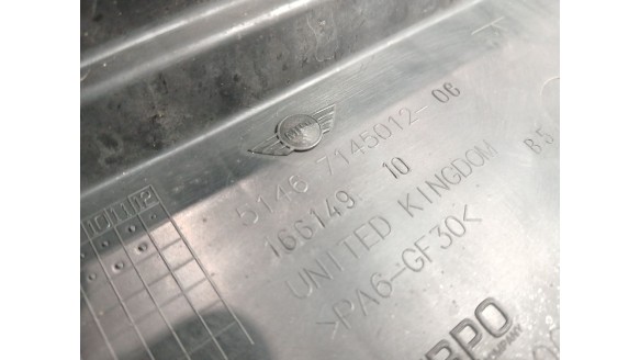 Recambio de panel frontal para mini mini clubman (r55) 2006-2015 cooper referencia OEM IAM 51647145012 51647145012 