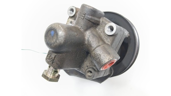 Recambio de bomba direccion para nissan trade caja/chasis 1986-1994 2.8 d referencia OEM IAM 7681955174 7681955174 