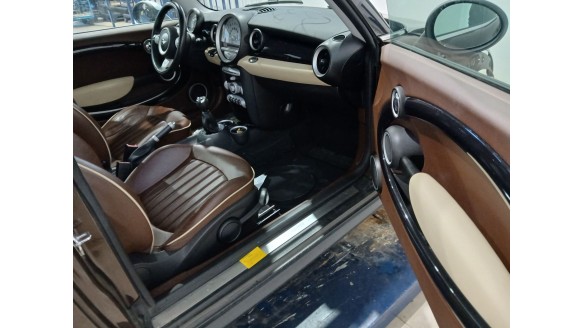 mini mini clubman (r55) 2006-2015 del año 2009