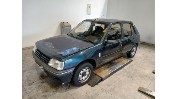 peugeot 205 ii (20a/c) 1987-2000 del año 1994