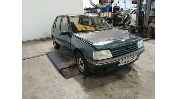 peugeot 205 ii (20a/c) 1987-2000 del año 1994