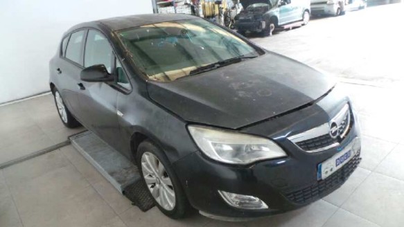 opel astra j lim. 2009-2015 del año 2010