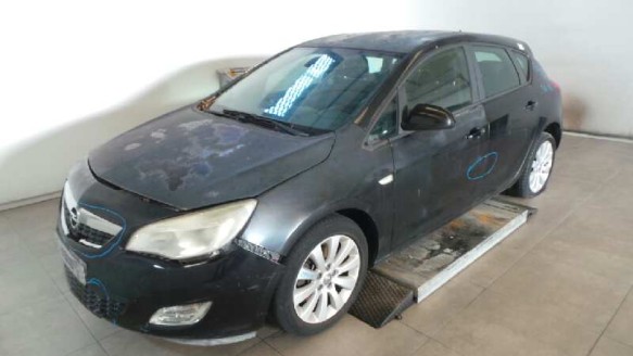 opel astra j lim. 2009-2015 del año 2010
