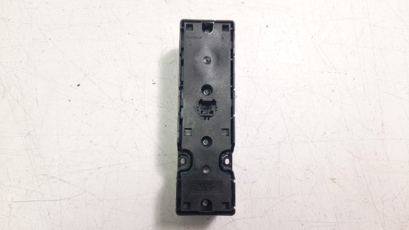 Recambio de mando elevalunas delantero izquierdo para ford mondeo lim. 2014- hybrid referencia OEM IAM DG9T14540DDW  