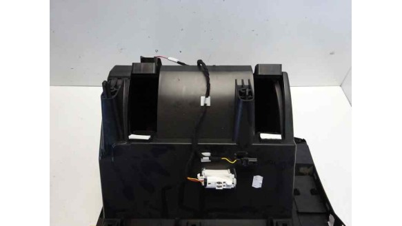 Recambio de guantera para renault kadjar 2015- zen referencia OEM IAM 682526225R  