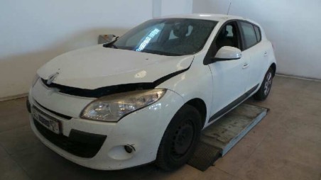 renault megane iii berlina 5 p 2008-2016 del año 2009