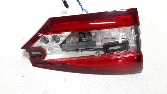 Recambio de piloto trasero derecho interior para ford mondeo lim. 2014- hybrid referencia OEM IAM 20500206  
