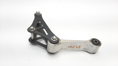 Recambio de bieleta estabilizadora trasera derecha para kawasaki z 900 2016- z 900 performance referencia OEM IAM 391110311  