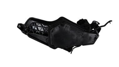 Recambio de deposito adblue para volkswagen golf vii lim. (bq1) 2016- 1.6 tdi referencia OEM IAM 5Q0131877R   2