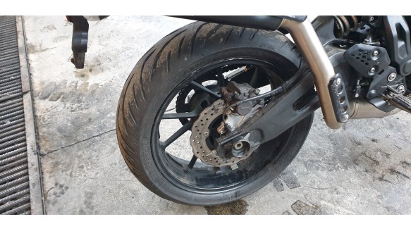 Recambio de llanta para yamaha xsr 700 2015- referencia OEM IAM 2DR253380098  