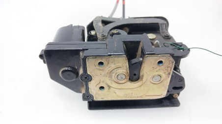 Recambio de cerradura puerta delantera izquierda para ssangyong kyron 2005-2011 200 xdi limited referencia OEM IAM 7121009026 71