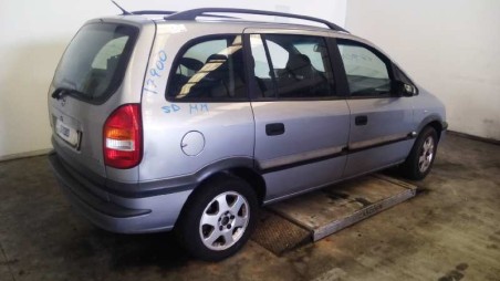 opel zafira a 1999-2005 del año 2002