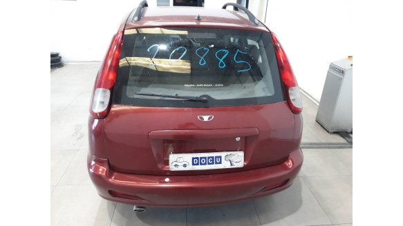 daewoo tacuma 2000-2004 del año 2001