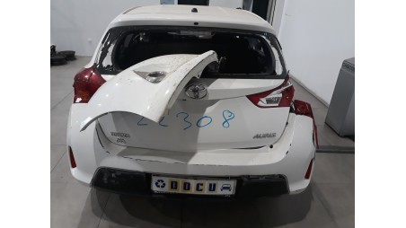 toyota auris 2012-2019 del año 2014