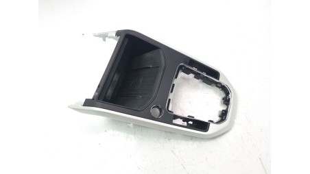 Recambio de moldura para seat arona (kj7, kjp) 2017- 1.6 tdi referencia OEM IAM CARGADOR  