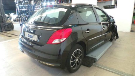 peugeot 207 2006-2012 del año 2010