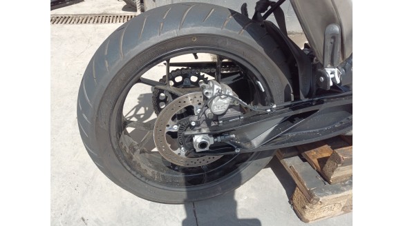 Recambio de llanta para ktm duke - 790 duke l referencia OEM IAM C90710001133C1  