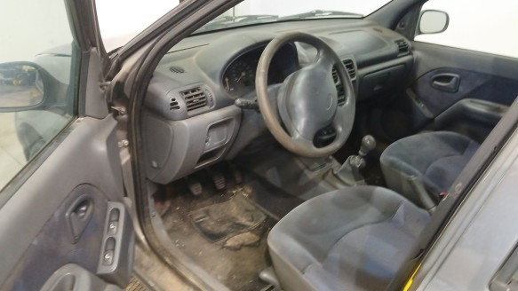 renault clio ii (bb_, cb_) 1998-2016 del año 1998