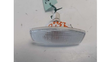 Recambio de piloto lateral izquierdo para peugeot 2008 (--.2013) 2013-2019 active referencia OEM IAM 194NA  