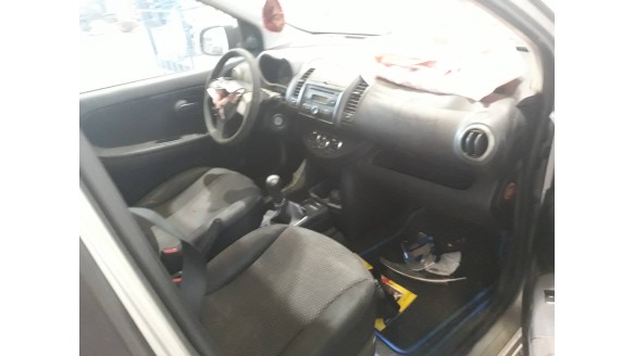 nissan note (e11e) 2006-2013 del año 2007