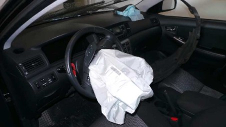 toyota corolla (e12) 2001-2007 del año 2006