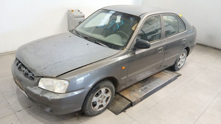 hyundai accent ii (lc) 1999-2012 del año 2001