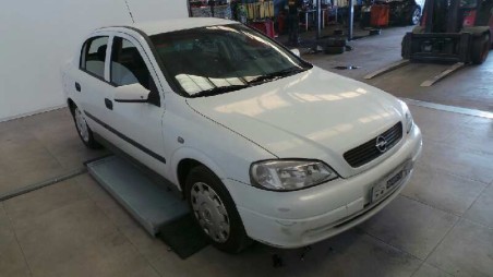 opel astra g berlina 1998-2004 del año 2003