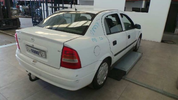 opel astra g berlina 1998-2004 del año 2003