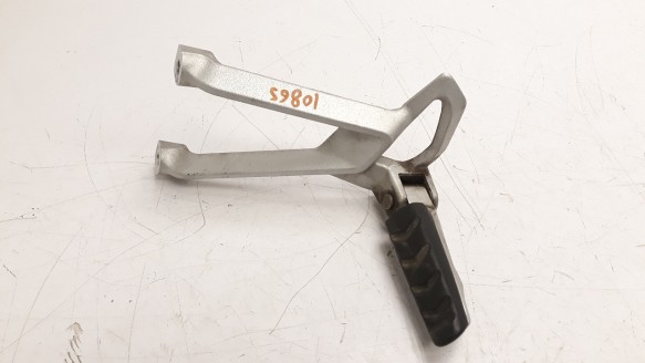 Recambio de estribo lateral para bmw r 1250 r 2018- referencia OEM IAM 46718540798  