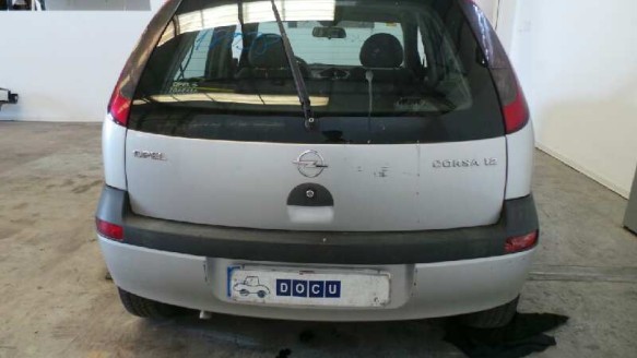opel corsa c 2000-2003 del año 2002
