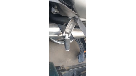 Recambio de estribera derecha para triumph rocket 3 2019- r referencia OEM IAM T2082732  