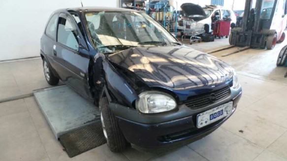 opel corsa b 1996-2000 del año 2000