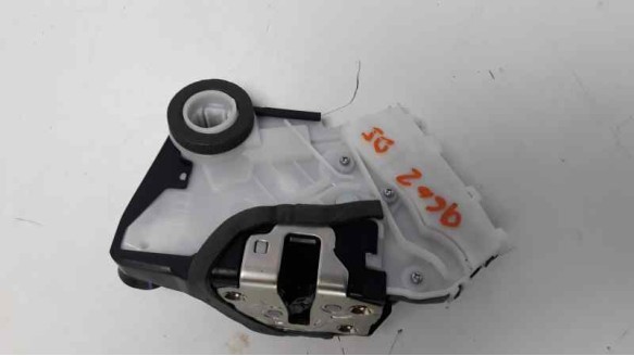 Recambio de cerradura puerta delantera izquierda para toyota yaris 2017- hybrid active referencia OEM IAM   