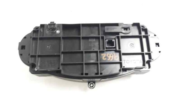 Recambio de mando climatizador para toyota yaris 2017- hybrid active referencia OEM IAM 559000D800  